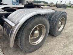 1993 Kenworth T 600