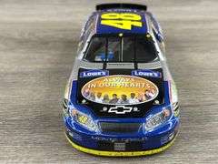 Jimmie Johnson #48 Lowe’s/Atlanta Raced Win Version 2004 Monte Carlo Stock Car, 1/24, Limited Edition, Wristband Included-Life Is A Team Sport, Action