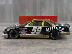 Robert Pressley #59 Alliance Lumina Stock Car Bank, 1/24, Limited Edition, 1 Of 2500, Racing Champions