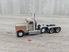 Custom Freightliner Semi w/ Double Hopper Trailer, 1/64