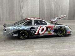 Johnny Benson #10 Valvoline/James Dean 2001 Grand Prix Stock Car, 1/24, Limited Edition, Action