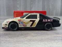 Alan Kulwicki #7 Desert Storm Army Ford Thunderbird Stock Car Bank, 1/24, 1994 Limited Edition, 1 Of 5000, Racing Champions