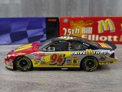 Bill Elliott #94 McDonald’s/25th Anniversary 2000 Taurus Stock Car, 1/24, Limited Edition, Action