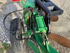 2800 John Deere Moldboard Plow