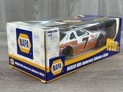 Alan Kulwicki #7 Hooters 1990’s Ford Thunderbird Stock Car, 1/24, NASCAR 50th Anniversary Collectors Edition, Action