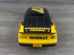 Matt Kenseth #17 Dewalt Tools 1999 Monte Carlo Stock Car Bank, 1/24, Limited Edition, 1 Of 2508, Action