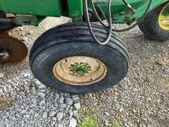 2800 John Deere Moldboard Plow