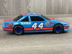 Rick Wilson #44 STP Pontiac Grand Prix Stock Car Bank, 1/24, Limited Edition, 1 Of 5000, Racing Champions