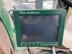 7200 John Deere Planter