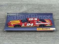 Bill Elliott #94 Mac Tonight Ford Thunderbird Stock Car Bank, 1/24, 1995 Limited Edition, 1 Of 5004, Racing Collectables Action Platinum Series, SkyBox Trading Card