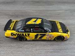 Matt Kenseth #17 Dewalt Tools 1999 Monte Carlo Stock Car, 1/24, Limited Edition, 1 Of 4008, Action