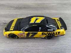 Matt Kenseth #17 Dewalt Tools 1999 Monte Carlo Stock Car Bank, 1/24, Limited Edition, 1 Of 2508, Action