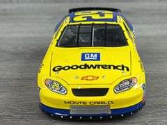 Kevin Harvick #29 GM Goodwrench/RCR 35th Anniversary 2004 Monte Carlo Stock Car, 1/24, Limited Edition, 1 Of 8,496, Action