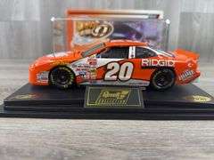 Tony Stewart #20 Home Depot 2000 Pontiac Grand Prix Stock Car, 1/24, Rookie Of The Year, 1 Of 7500, Certificate Of Authenticity, Revell Collection