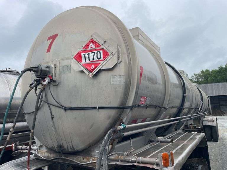 Stainless Steel Tanker Trailer
