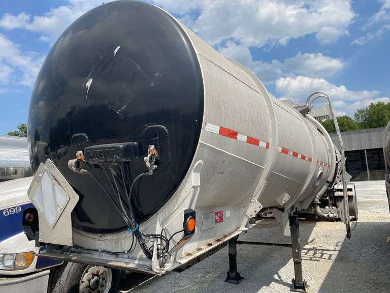 Heil Aluminum Tanker