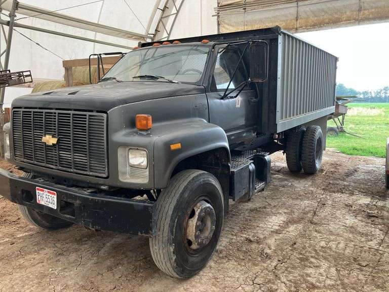 GMC Topkick Grain Truck
