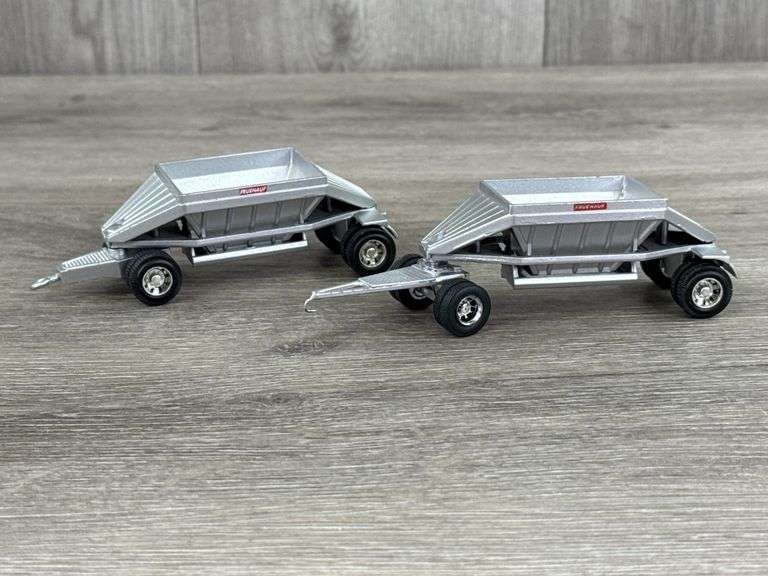 2 Fruehauf Bottom Dump Trailers, 1/64, Custom