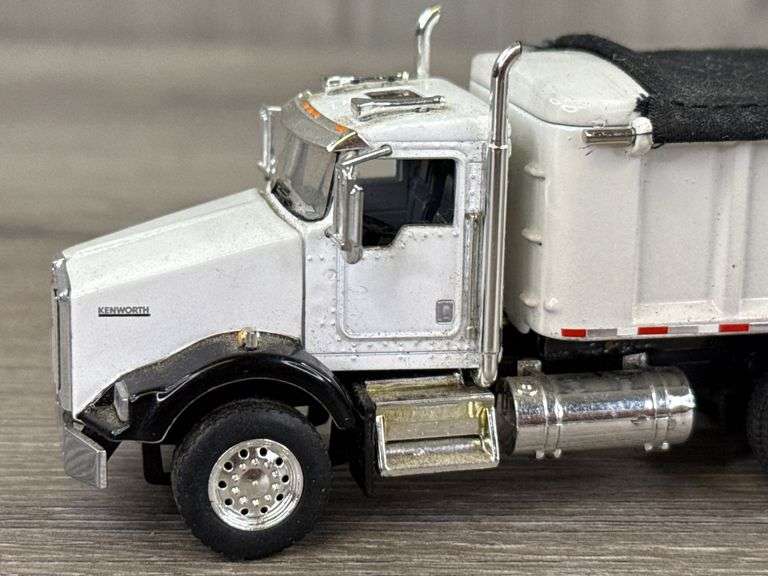 Kenworth Dump Truck W/Dump Trailer, 1/64, Custom