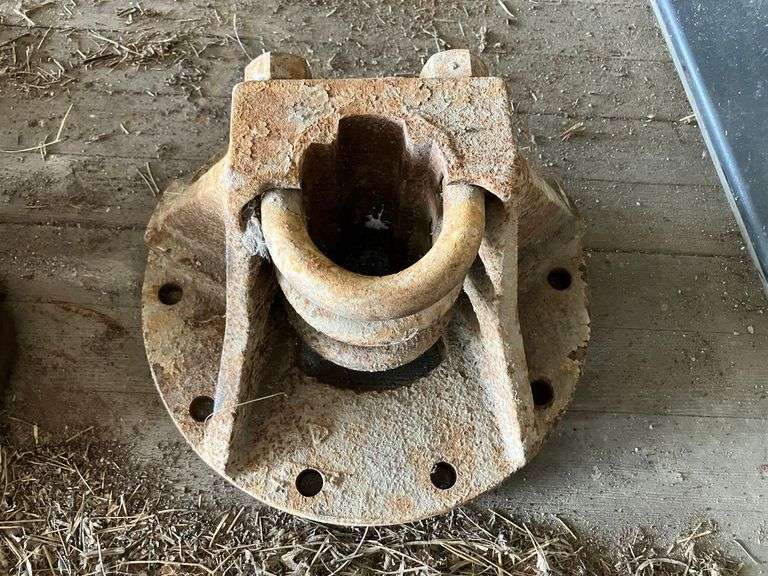 10 Bolt Axle hub