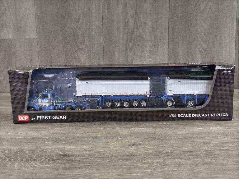 Kenworth W900L W/East Michigan Series 31’ & 20’ End Dump Trailers, 1/64