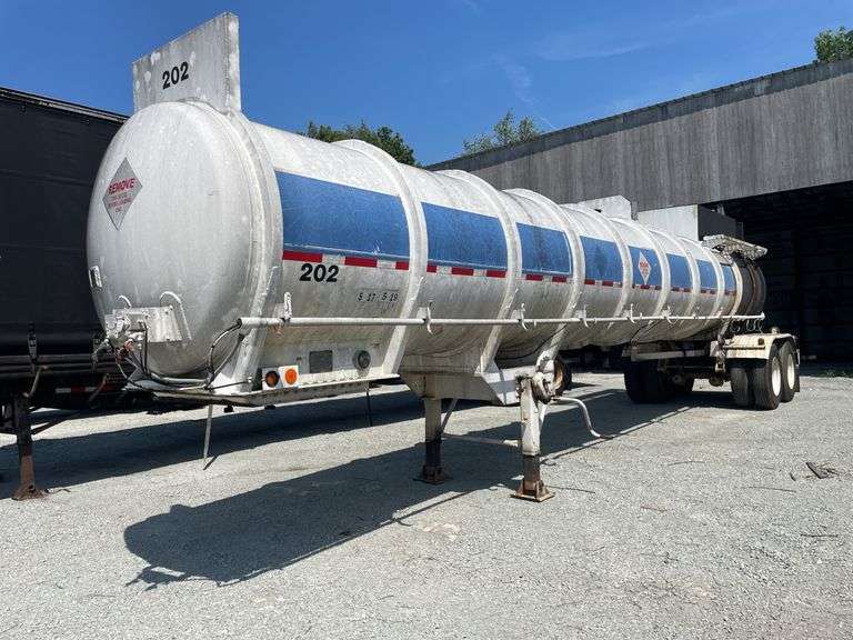 1985 Fruehauf tanker