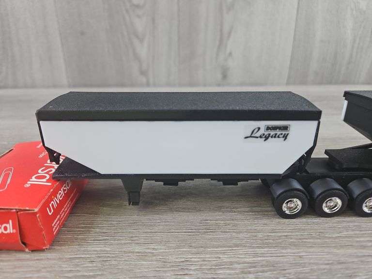 Doepker Legacy Custom Double Trailers, 1/64