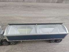 Custom Hopper Bottom Trailers, 1/64