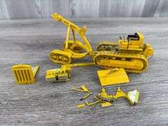Cline-Isco Palace Gold Mine IC-245R Water Tank Truck, 1/50, Caterpillar D8 Hyster, Multiple Broken Pieces