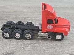 Penjoy Mack CH 600 Truck with Tanker Trailer, 1/64