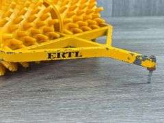International 2644 Industrial WF Tractor & Sheep’s Foot Compactor, 1/16, Ertl