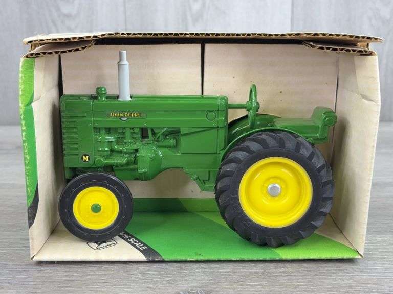 John Deere M WF, 1/16, Ertl