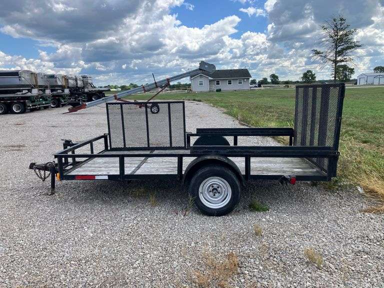 Utility Trailer - Single Axle - 12’ long x 80” wide