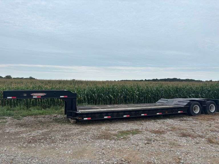 1973 Trailmobile 38’ Lowboy, 18’ well with ramps