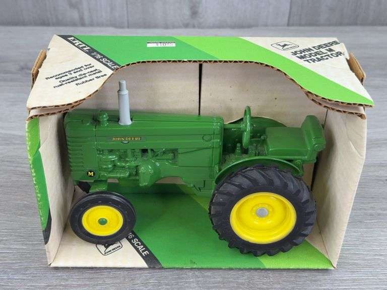 John Deere M WF, 1/16, Ertl