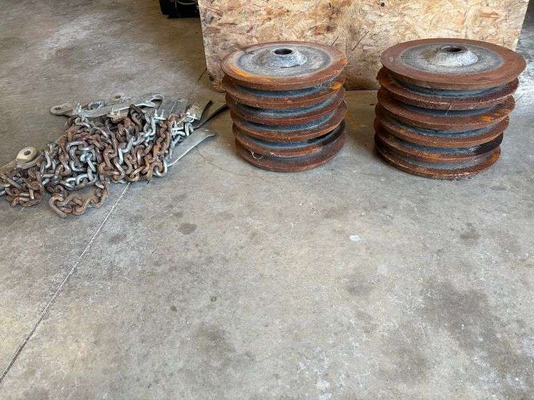 Cast Closing Wheel and Drag Chains