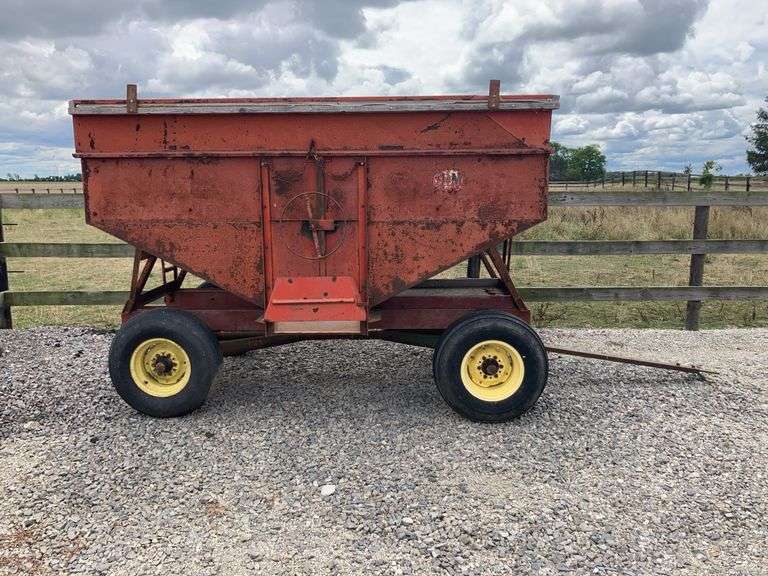 JM Wagon with John Deere Running Gear