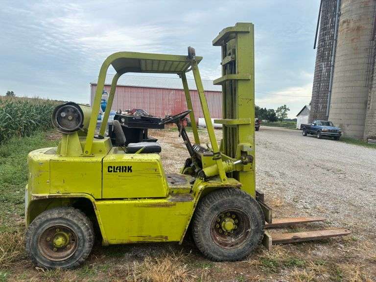 Clark S500 HY60 Forklift