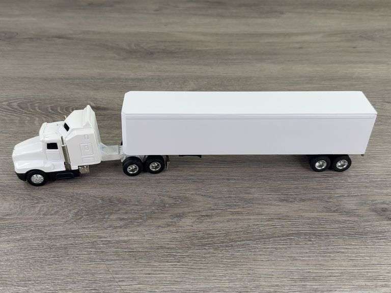 Kenworth T600A White Tractor Trailer, 1/64, Ertl
