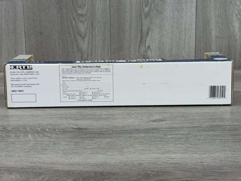 Quality Farm Fleet Tractor-Trailer, 1/64, Ertl