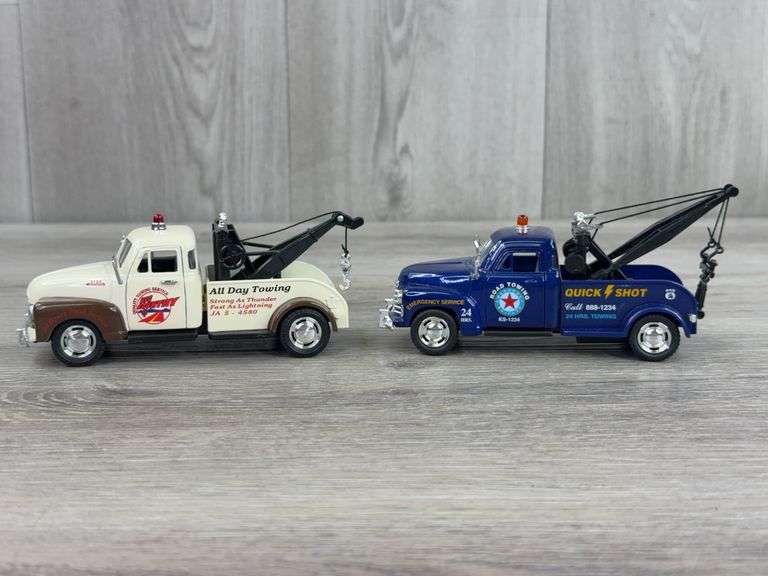 1953 Chevrolet All Day Towing Tow Truck, 1/32, Jada Toys; 1953 Chevrolet 3100 Road Towing Quick Shot Wrecker, 1/38, Kinsmart