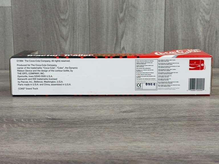 Kenworth Coca-Cola Tractor Trailer, 1/64, Ertl
