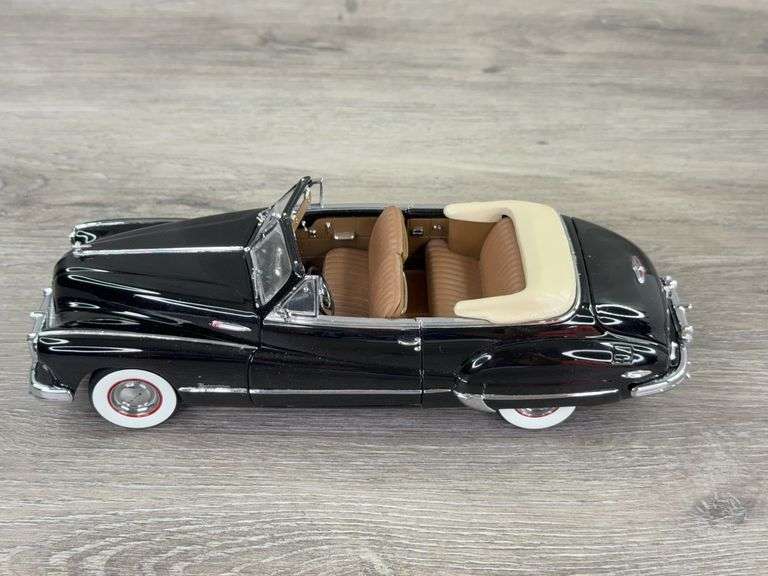 1948 Buick Roadmaster Convertible, Carlsbad Black, 1/24, Danbury Mint, Certificate Of Title