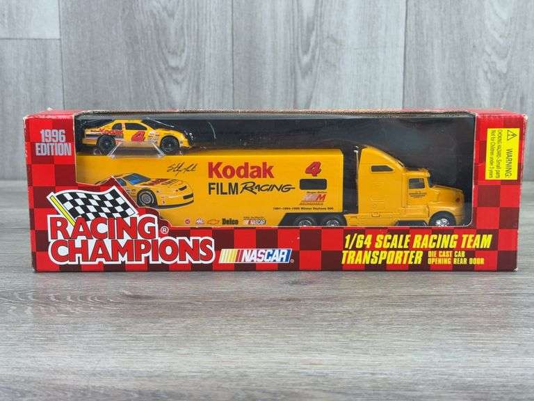 Sterling Marlin #4 Kodak Film Racing Transporter W/Car, 1/64, Racing Champions,  1996 Edition