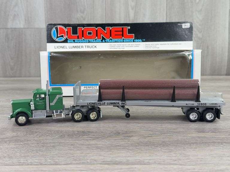 Lionel Lumber Truck, 11 1/2", O and O-27 Gauge