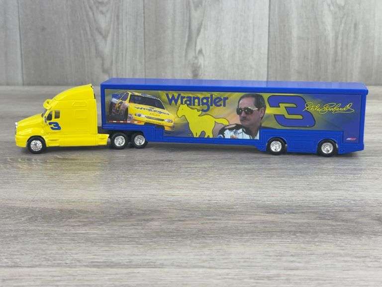 Kenworth Dale Earnhardt #3 Wrangler Transporter, 1/64, Action