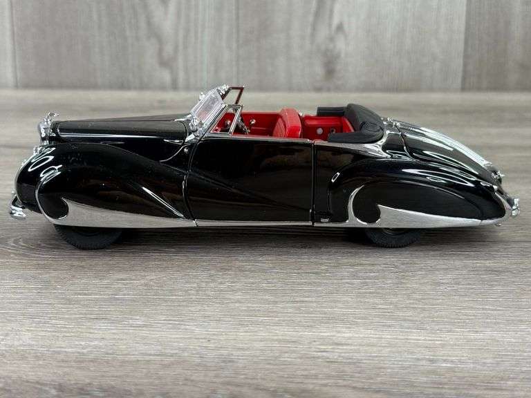 1947 Bentley Mark VI W/Franay Coachwork, Black, 1/24, Franklin Mint Precision Models, Certificate Of Authenticity, Paperwork Included