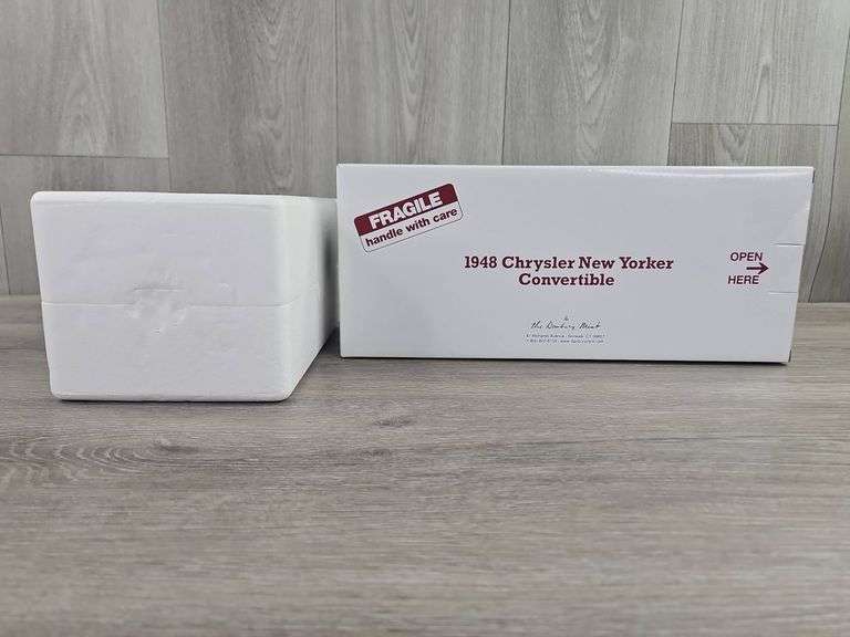 1948 Chrysler New Yorker Convertible, Sumac Red, 1/24, Danbury Mint, Certificate Of Title