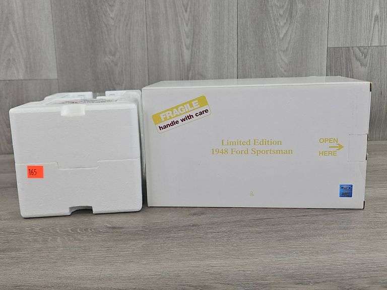 1948 Ford Sportsman Convertible, Maize, 1/24, Danbury Mint, Certificate Of Title, Limited Edition,  Serial #1243