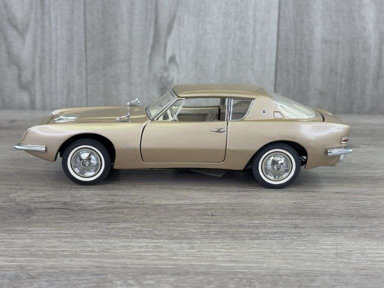 1963 Studebaker Golden Avanti Coupe, Tan, 1/24, Franklin Mint Precision Models